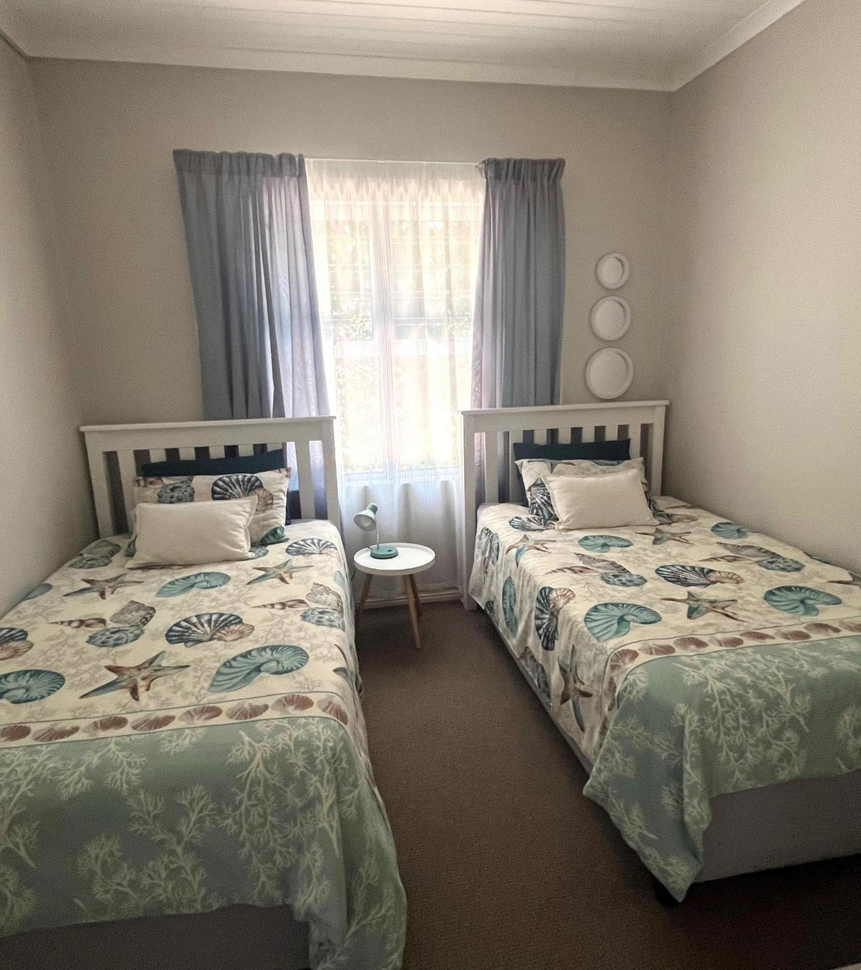 Serenity Self-Catering 2-Bed Unit Херманус Экстерьер фото